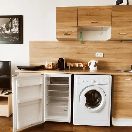 Chalupkova Ulica - Solivar Apartment